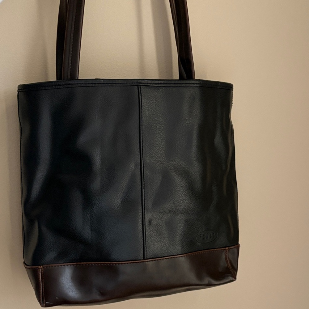 Elegant Black and Brown Leather Shoulder Bag